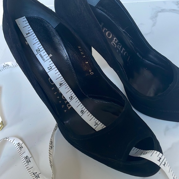 EUC Pedro Garcia Black Suede Open Toe Pumps EU 40 US 9-9.5 - Picture 9 of 12